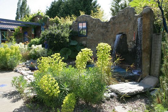 Steve and Laurie Satushek Garden